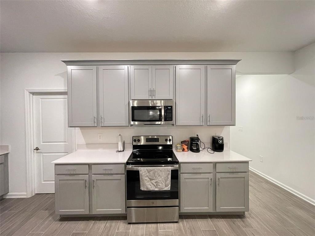 1543 Cross Prairie Parkway - Photo 12
