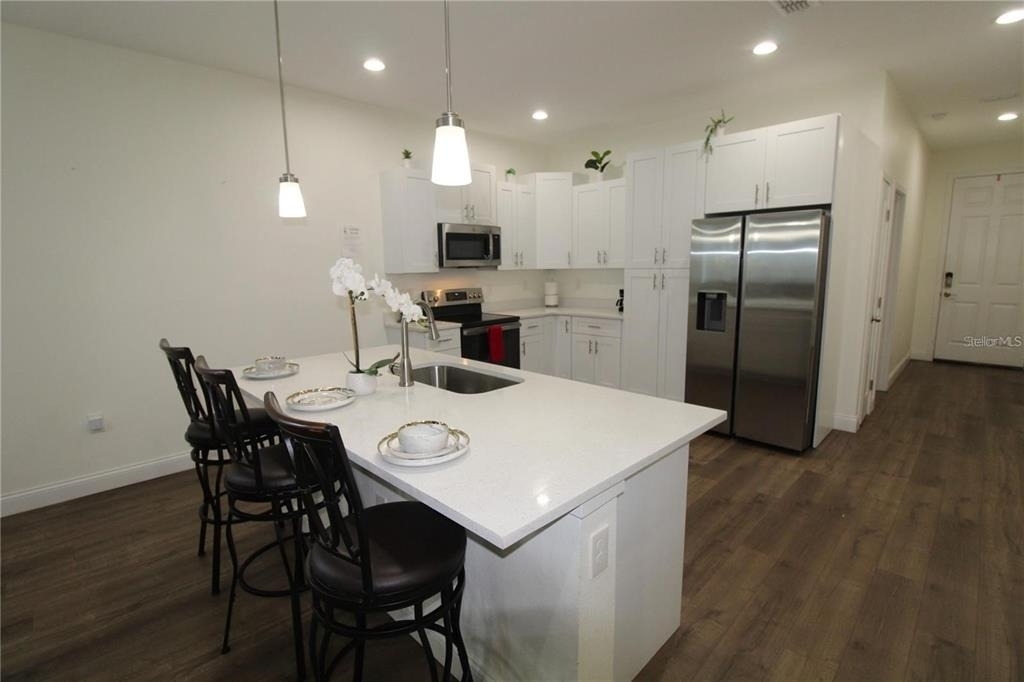 821 Land Avenue - Photo 2