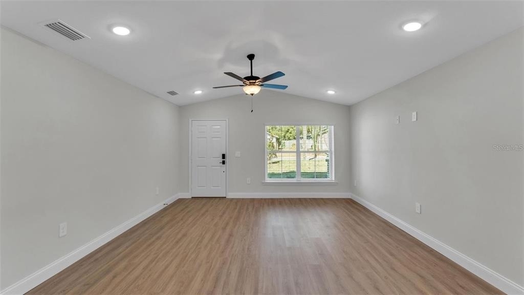 1246 Dorothy Street - Photo 3