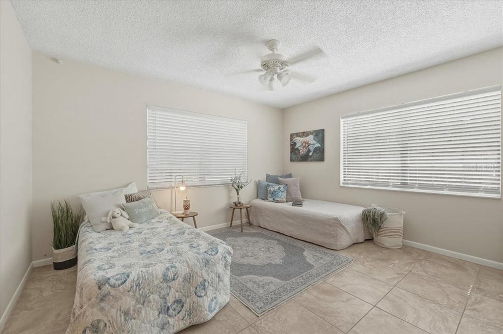 740 E Pearl Street - Photo 13