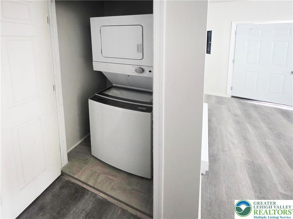 1401 Broadway - Photo 5