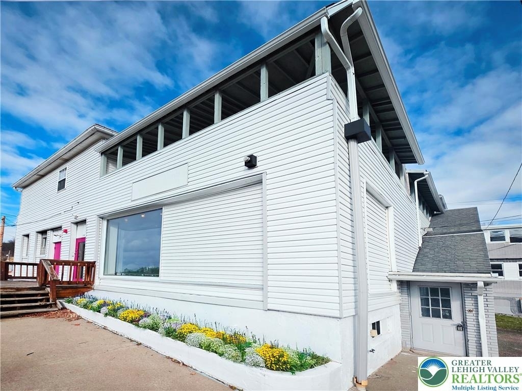 1401 Broadway - Photo 6