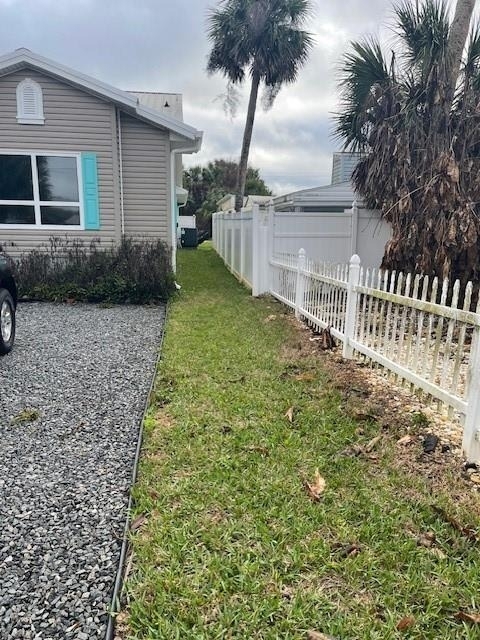 1907 S Daytona Avenue - Photo 2
