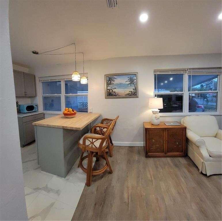8134 Aero Avenue - Photo 7
