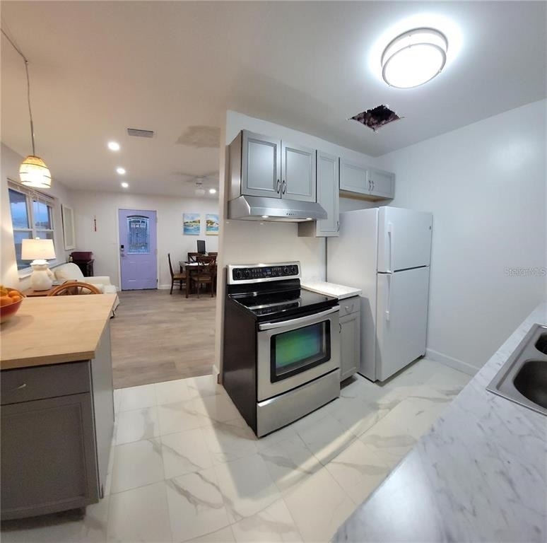 8134 Aero Avenue - Photo 4