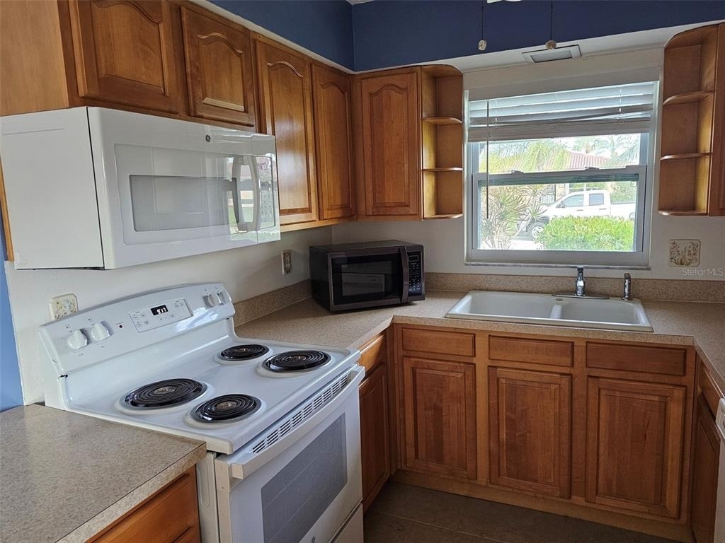 3304 Mcdill Road - Photo 6