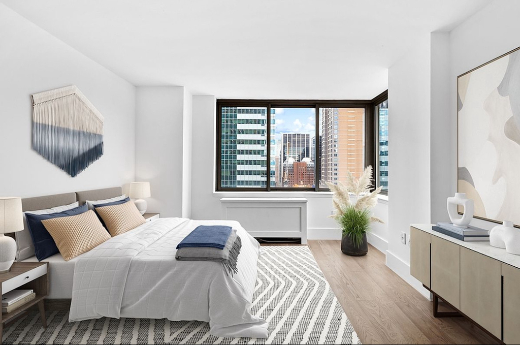 West 47th Street - Photo 1