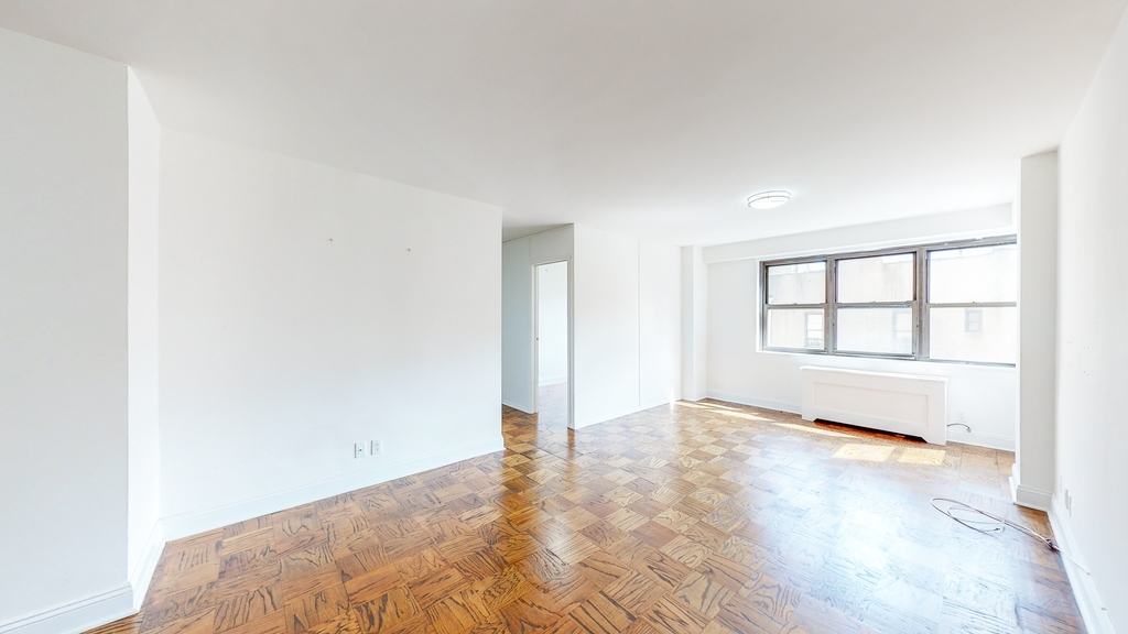 400 East 89th Street - Photo 1