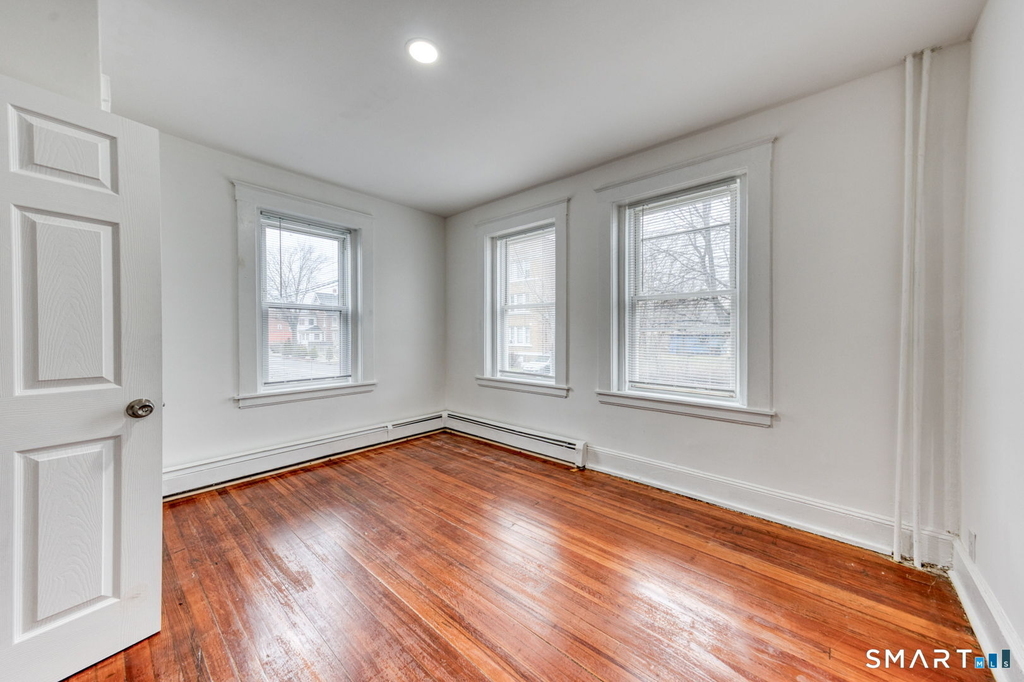 152 Oak Street - Photo 14
