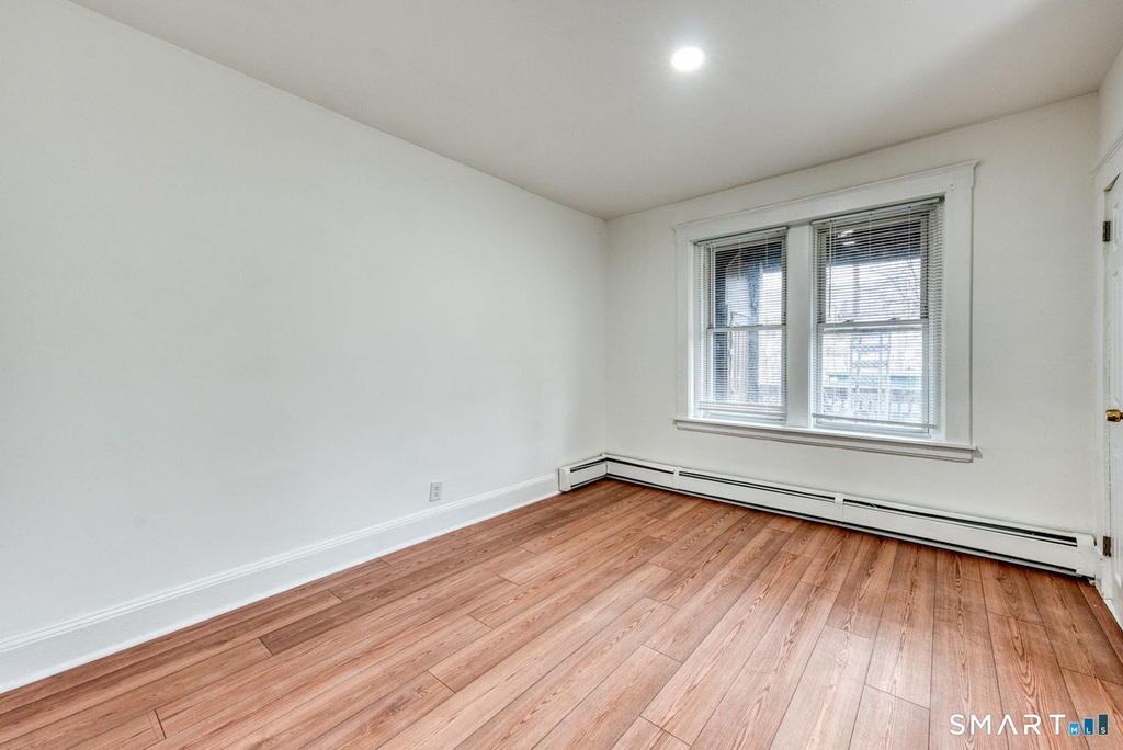 152 Oak Street - Photo 17