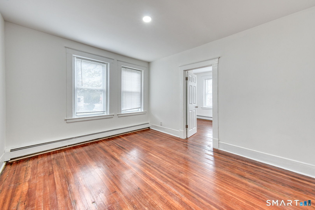 152 Oak Street - Photo 11