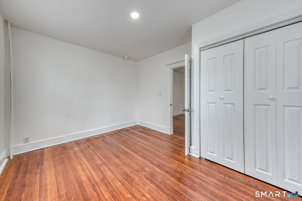 152 Oak Street - Photo 16