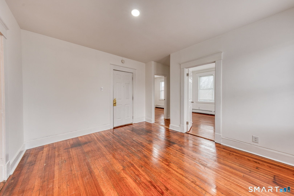 152 Oak Street - Photo 16