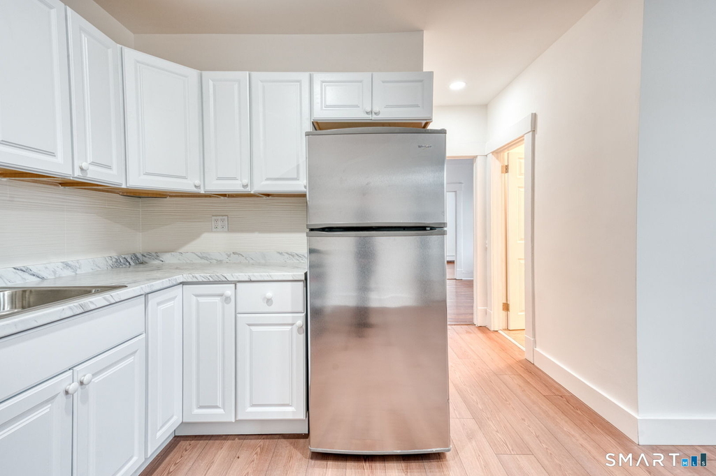152 Oak Street - Photo 6