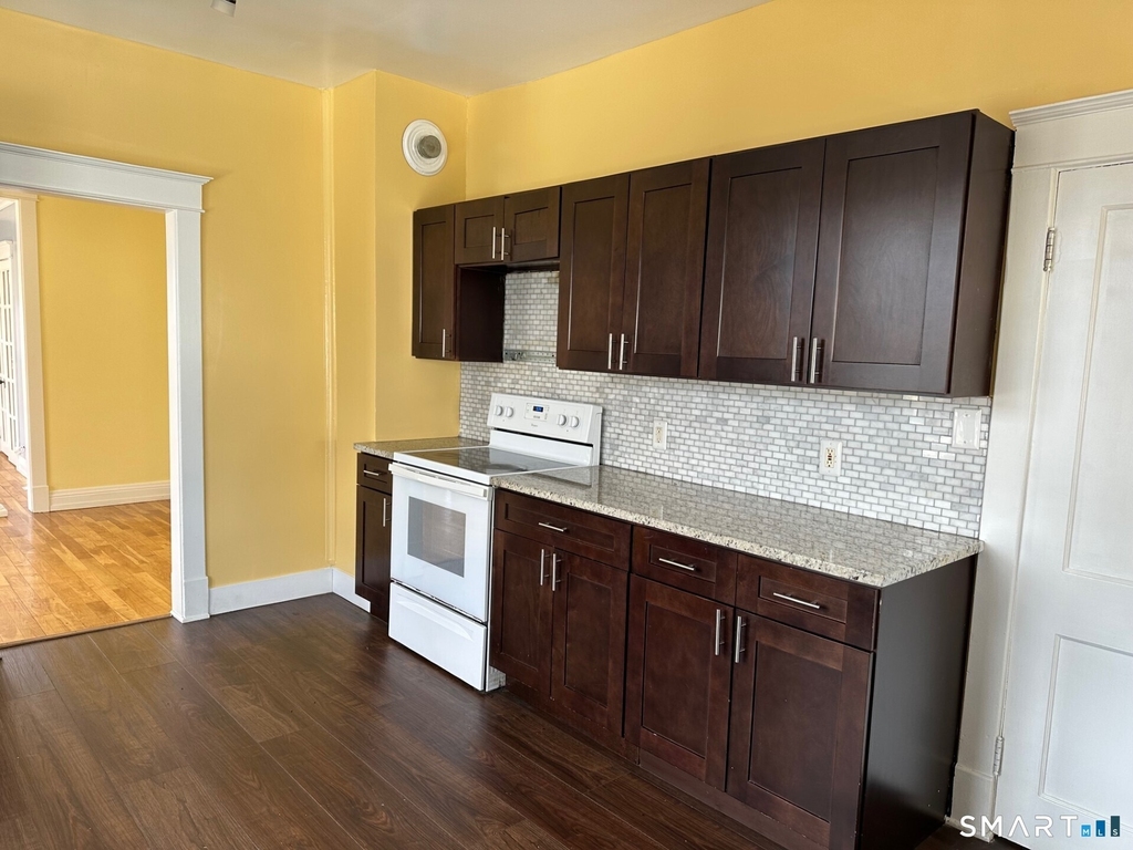 20 Taylor Street - Photo 10