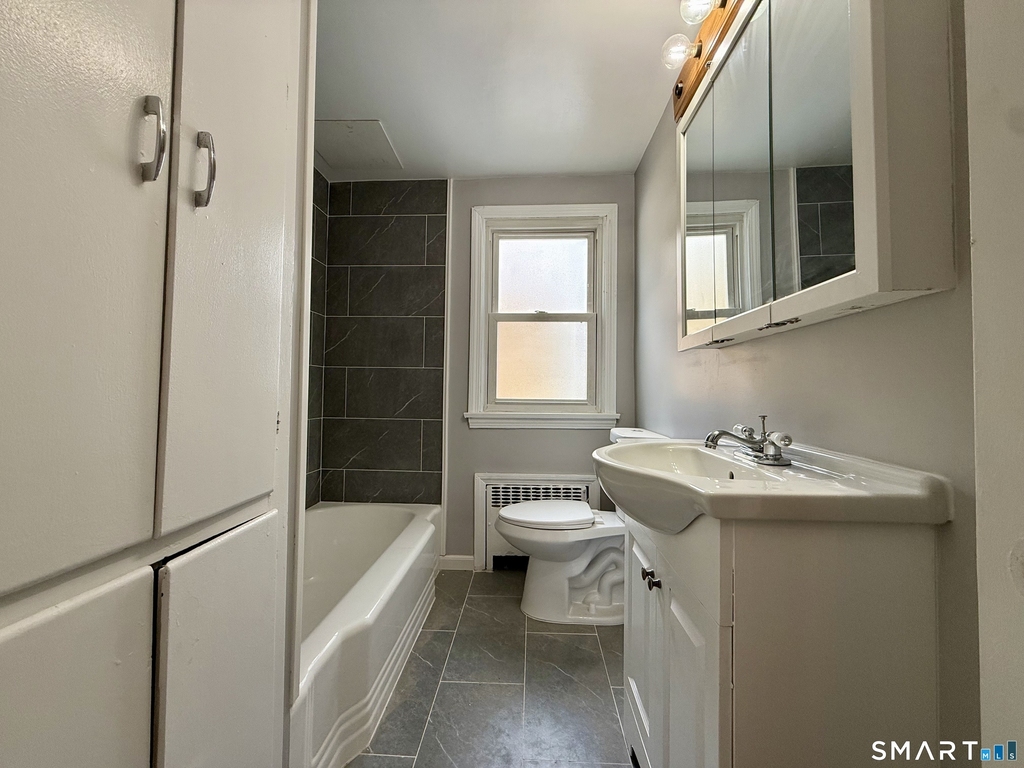 37 Alexander Avenue - Photo 8