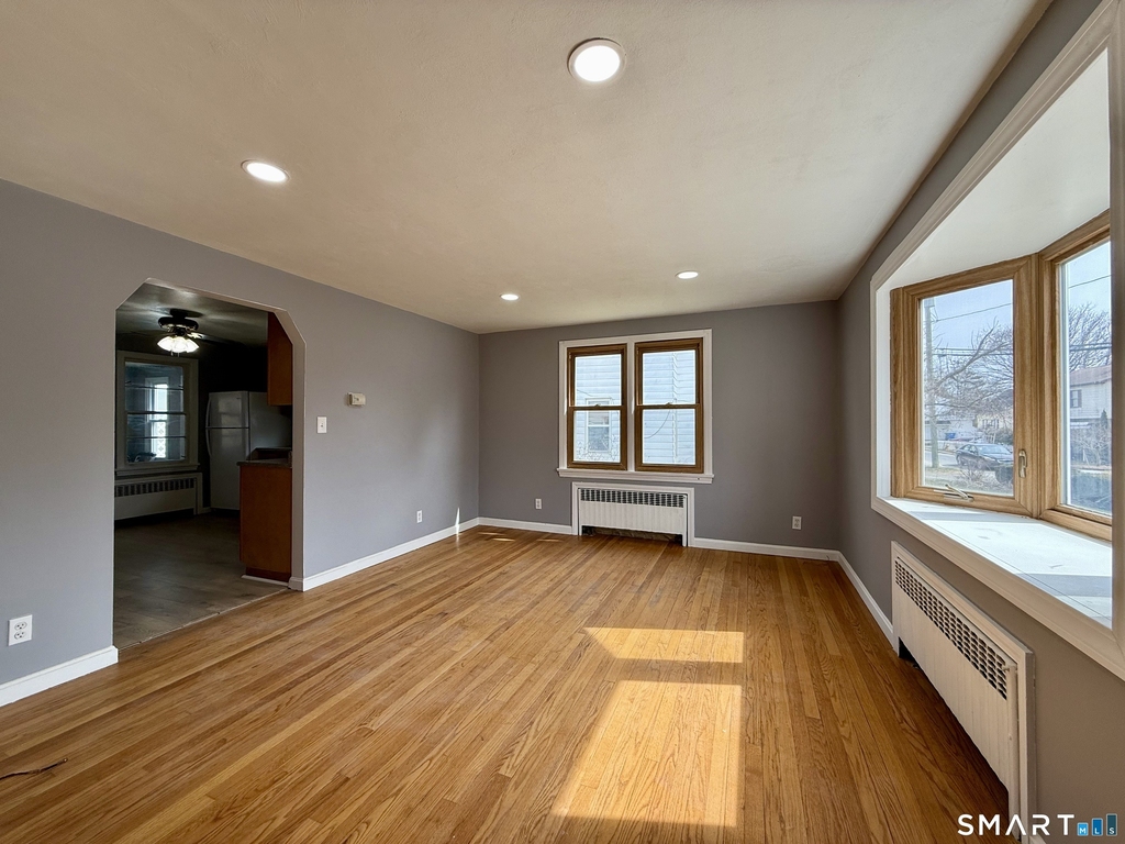 37 Alexander Avenue - Photo 0