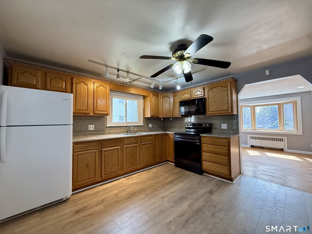 37 Alexander Avenue - Photo 5