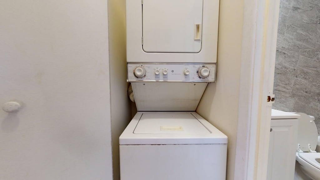 87-30 62nd Avenue - Photo 15