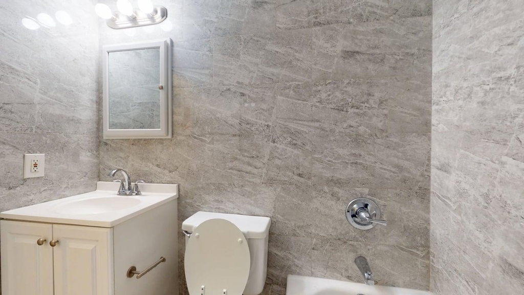 87-30 62nd Avenue - Photo 13