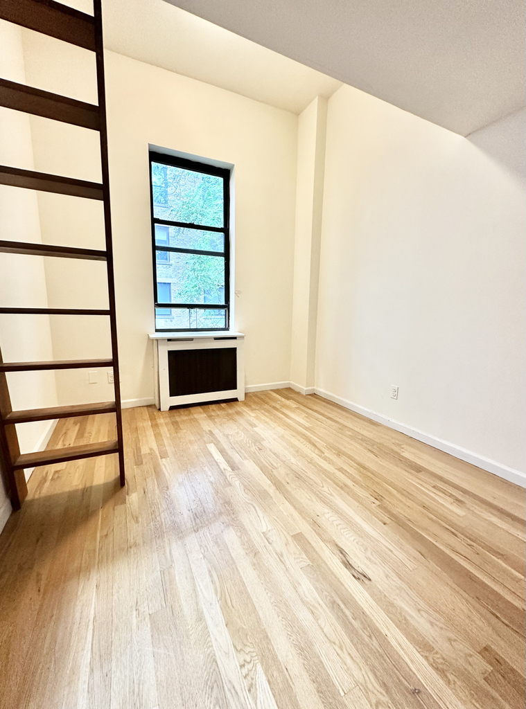  West 82nd Street - Photo 6