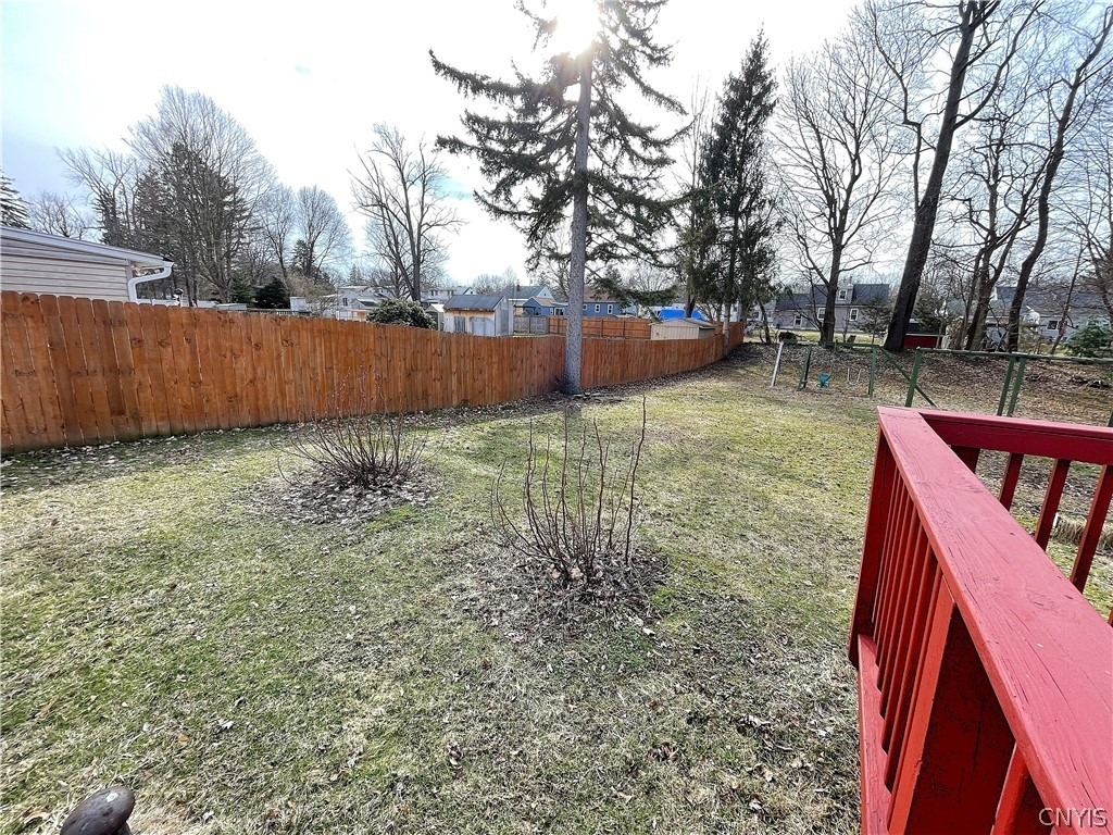 121 Wadsworth Road - Photo 31