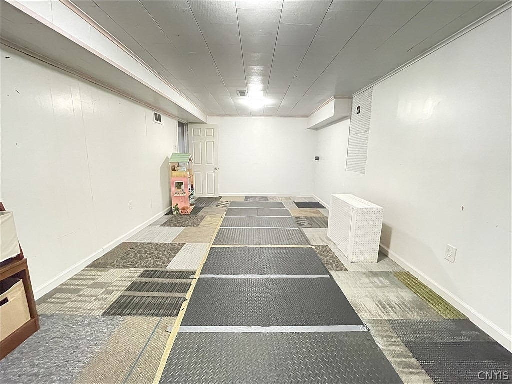 121 Wadsworth Road - Photo 24