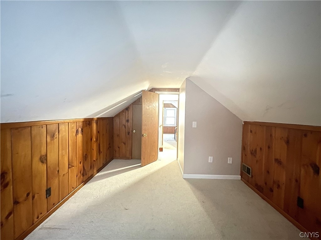 121 Wadsworth Road - Photo 22