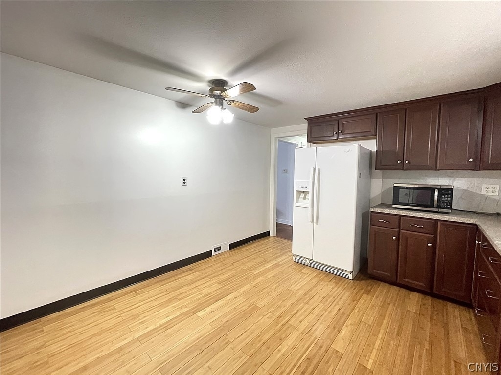 121 Wadsworth Road - Photo 10