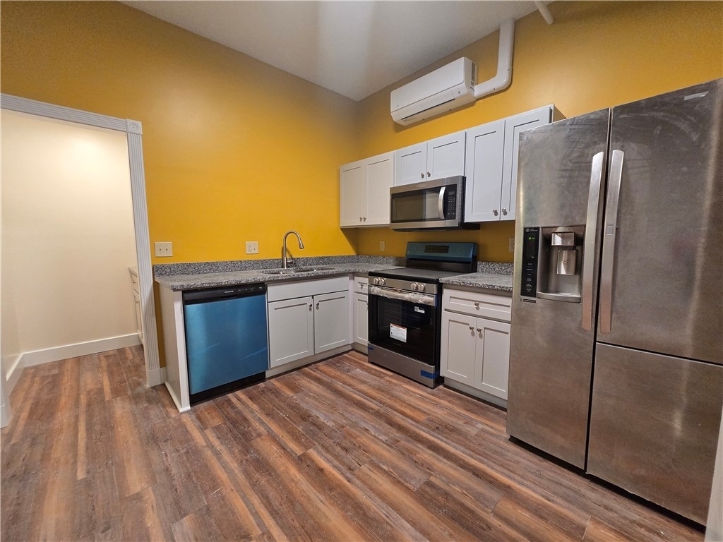 27 E Main Street - Photo 3