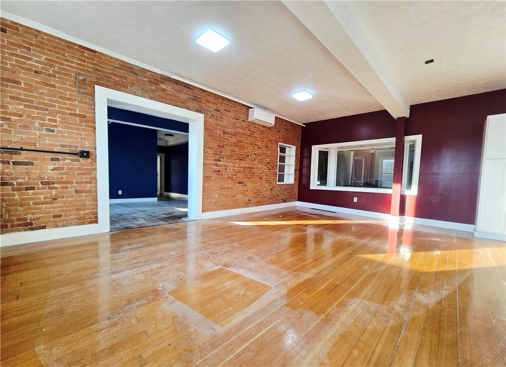 27 E Main Street - Photo 4