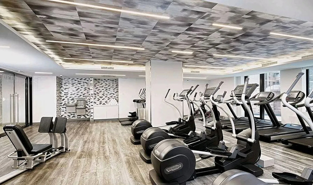 250 West 50th Street - Photo 11
