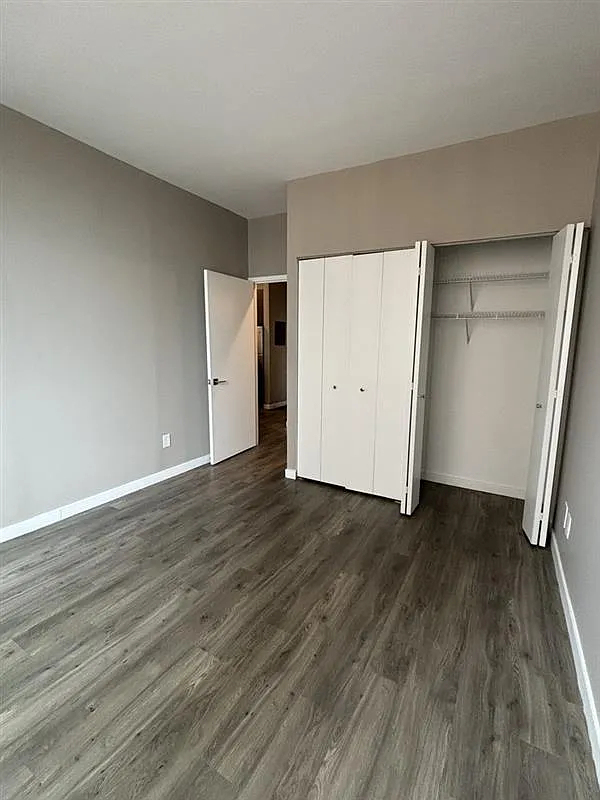 250 West 50th Street - Photo 5