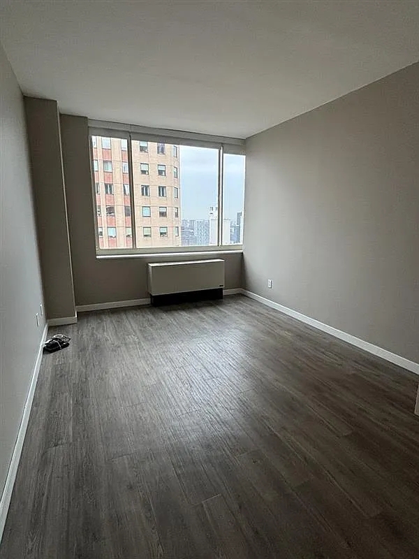 250 West 50th Street - Photo 0