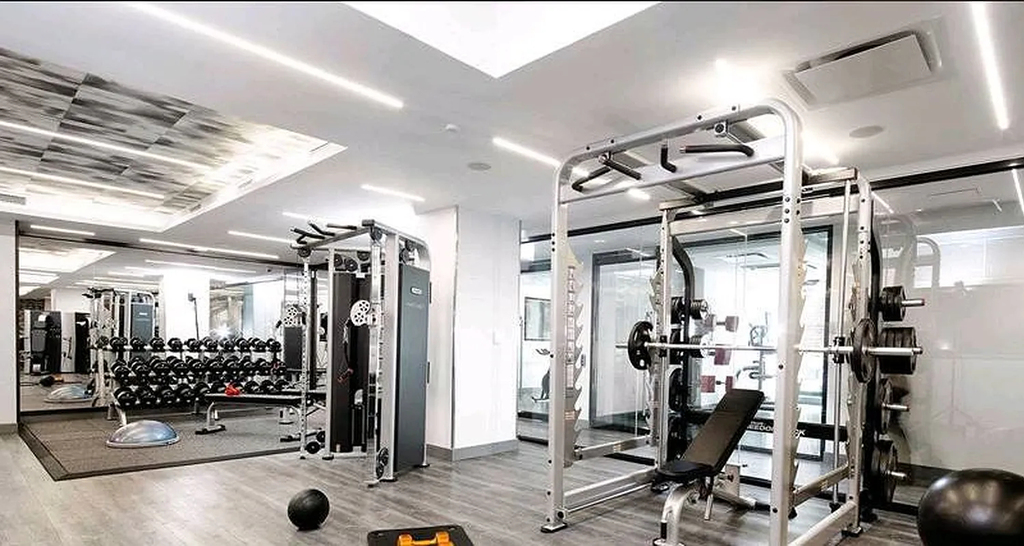 250 West 50th Street - Photo 11