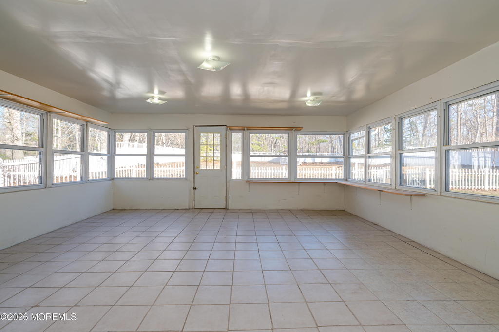 878 Green Valley Road - Photo 10