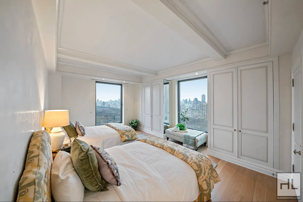Central Park South - Photo 5