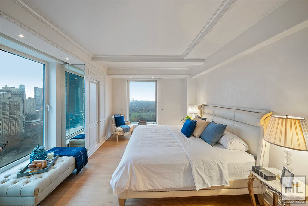 Central Park South - Photo 16