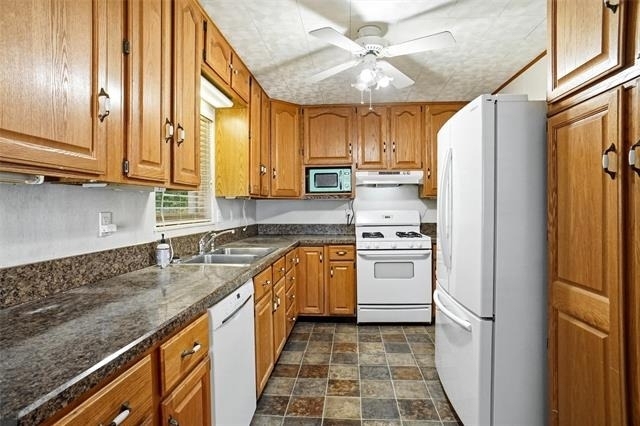 900 Emery Street - Photo 8