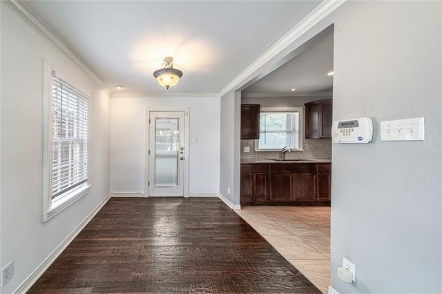 7302 Kenwell Street - Photo 6