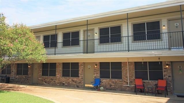 101 Westcourt Drive - Photo 2