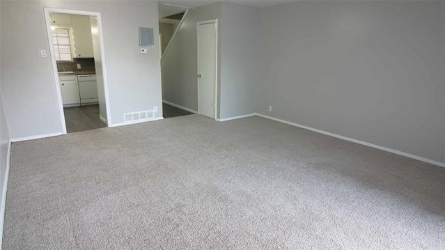 101 Westcourt Drive - Photo 3