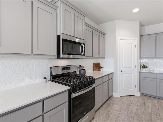 16032 Farringdon Way - Photo 6
