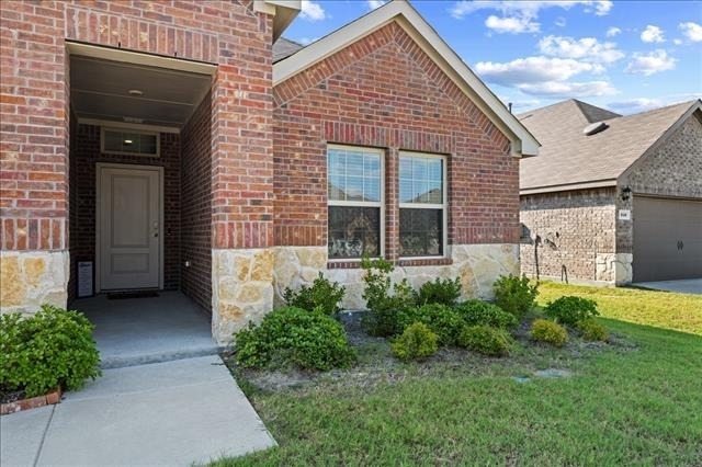 217 Redbarn - Photo 0