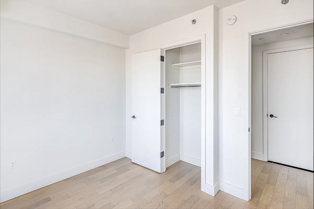 635 4th Avenue - Photo 5