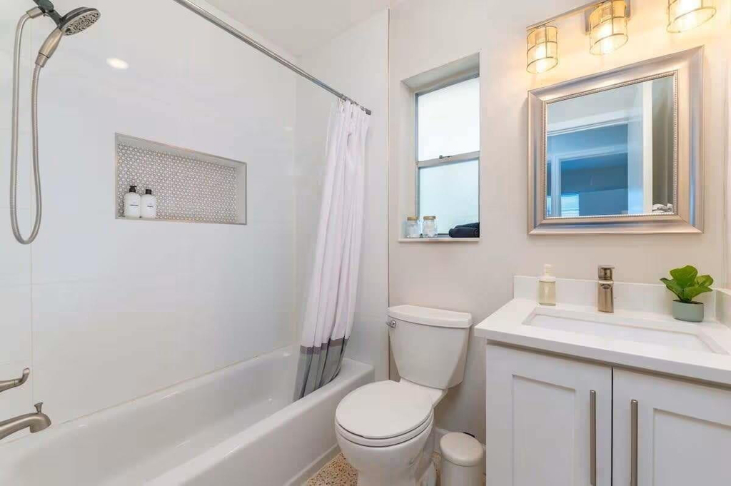 176 Se 27th Place - Photo 14