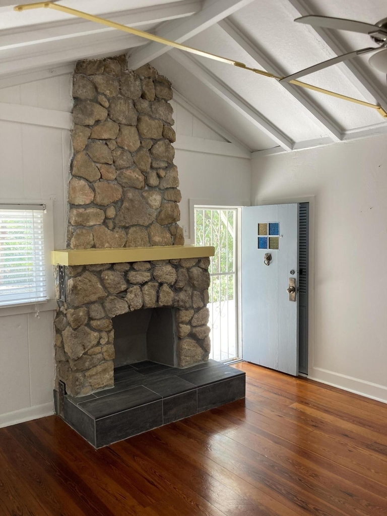 824 35th Street - Photo 19