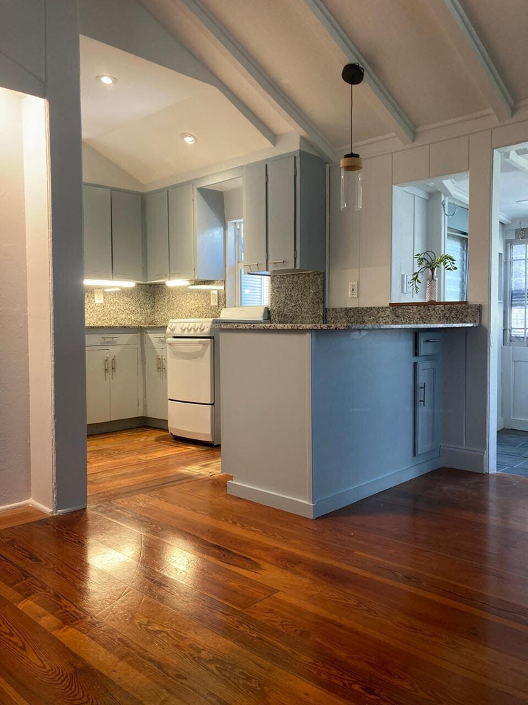 824 35th Street - Photo 36