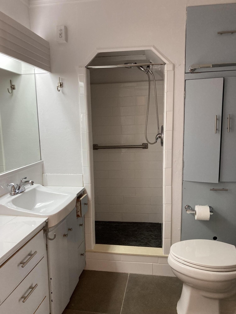 824 35th Street - Photo 33