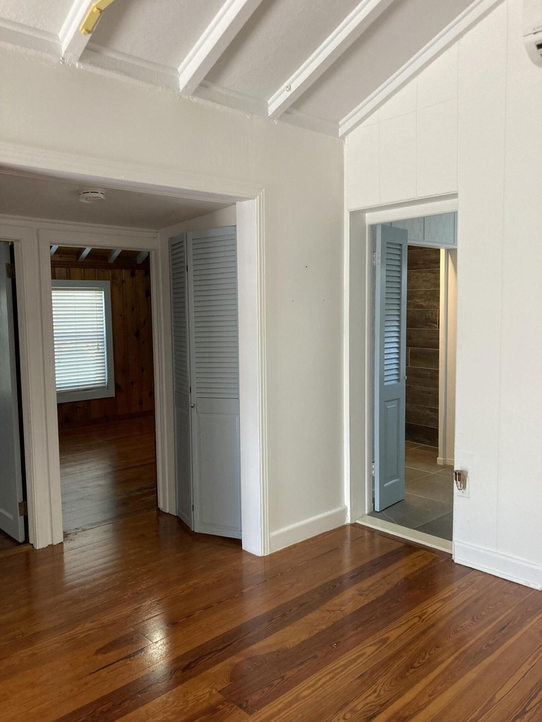 824 35th Street - Photo 23